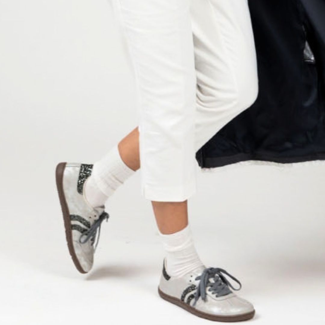 Sneaker Track Boom